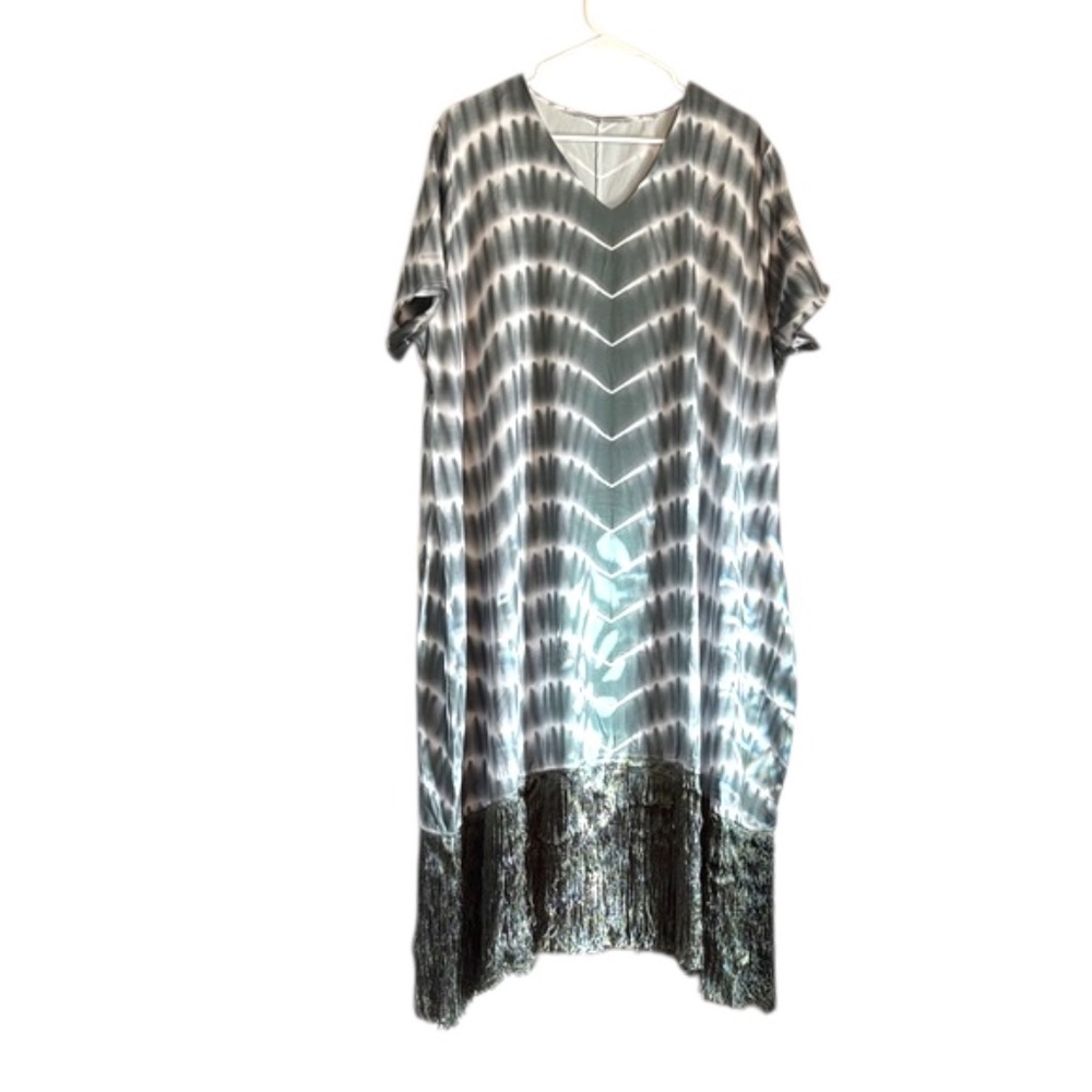 NWOT-Chic Women’s Plus Size Green & White Tie-Die, Fringe Kaftan Maxi Dress